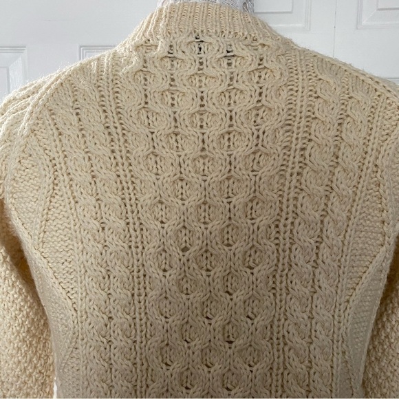 Hand cable knitted 100% oatmeal unisex wool vintage beige sweater Cable Knit S - Picture 5 of 10